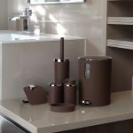ست سرویس بهداشتی 6 پارچه طرح خط ریز کنتراست